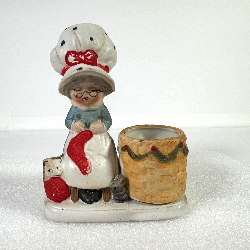1978 Jasco Candle Holder XMAS Granny At Work Porcelain Figurine Toothpick Plant